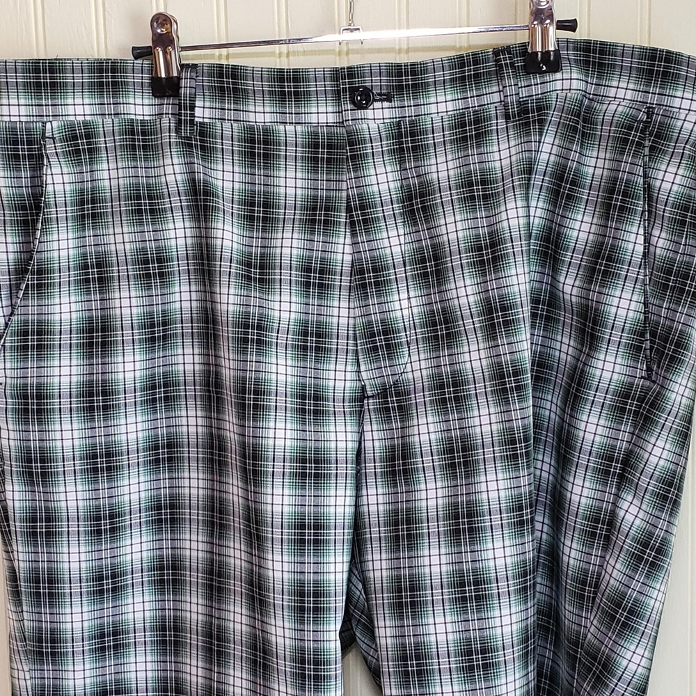 Louis Raphael Golf Shorts Mens 38 Green Plaid Microfiber Chino Summer Casual